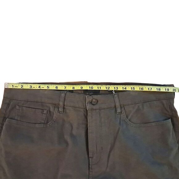 NWT Vince. Dylan Slim Fit Jeans, Size 38 x 32, Frog Green, Fabric Made In Italy - Picture 6 of 8